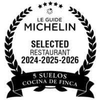 cucarda_5suelos-guide-michelin-2024-2025-2026_positivo_eng